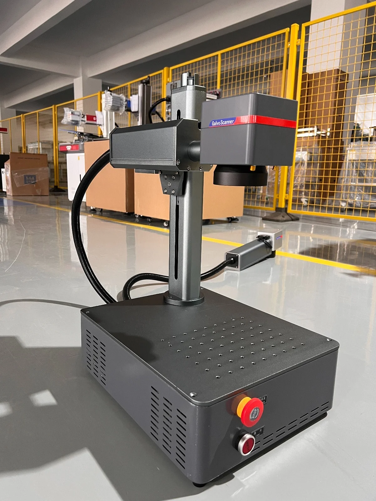 Laser Fibra 30W 11 x 11cm  MARCADORA y grabadora GX