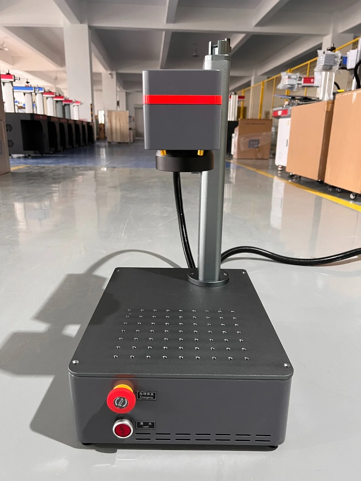 Laser Fibra 30W 11 x 11cm  MARCADORA y grabadora GX