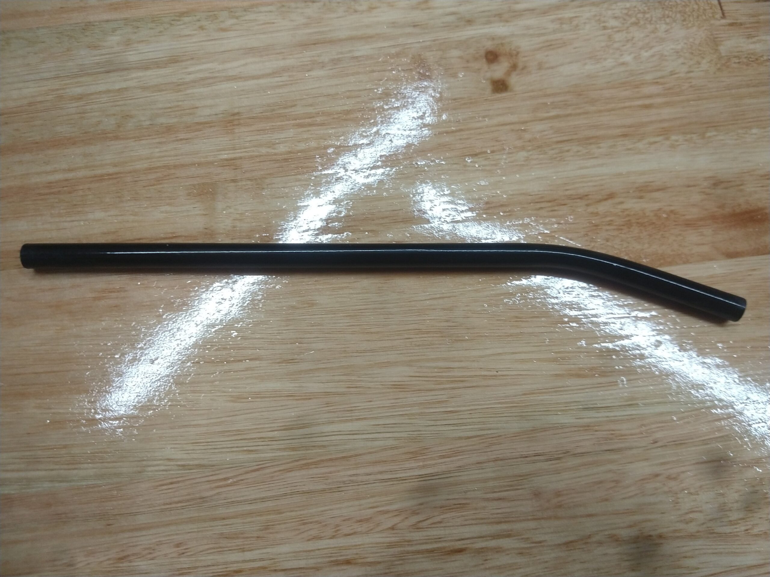 NEGRO SORBETE METALICO CURVO (ka)